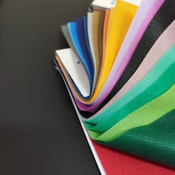 TNT 40gr , 50 metros COLORIDOS